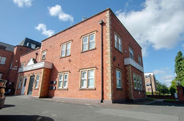 1 Bedroom Flat To Rent In Warwick Road, Olton, Solihull, B92
