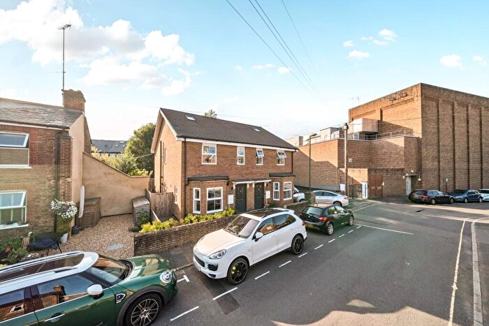 4 Bedroom Semi-Detached House To Rent In Chichester Terrace Horsham, RH12