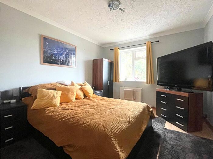 2 Bedroom Apartment To Rent In St. Floras Road, Littlehampton, West Sussex, BN17