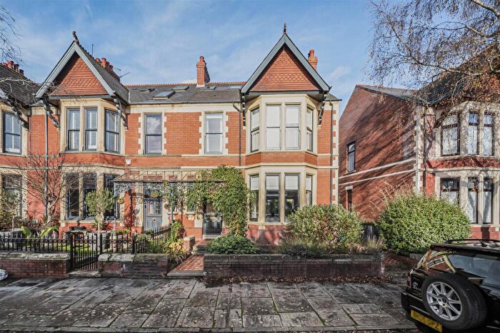 4 Bedroom End Of Terrace House For Sale In Kimberley Road, Cardiff, CF23