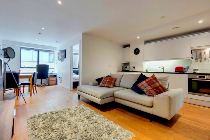 2 Bedroom Flat To Rent In Scarbrook Road, Surrey House, Croydon, CR0