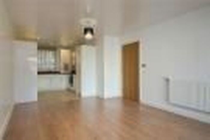 2 Bedroom Flat To Rent In Plashet Grove, London, E6
