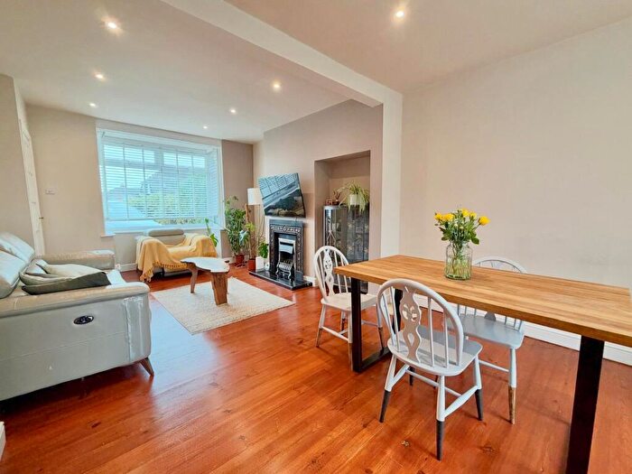 2 Bedroom Semi-Detached House For Sale In Colebrook Road, Stratton St. Margaret, SN3