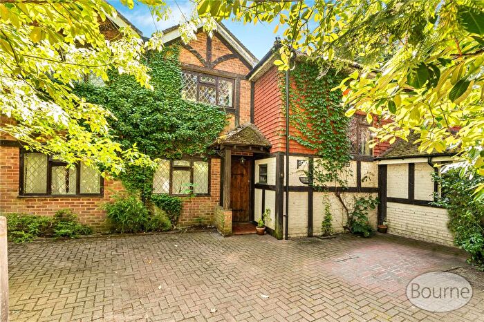 4 Bedroom Detached House For Sale In Horseshoe Lane West, Guildford, Surrey, GU1