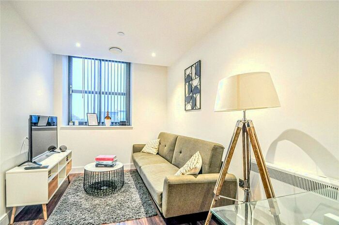 1 Bedroom Flat To Rent In New Eton House, Bath Road, Slough, Berkshire SL1