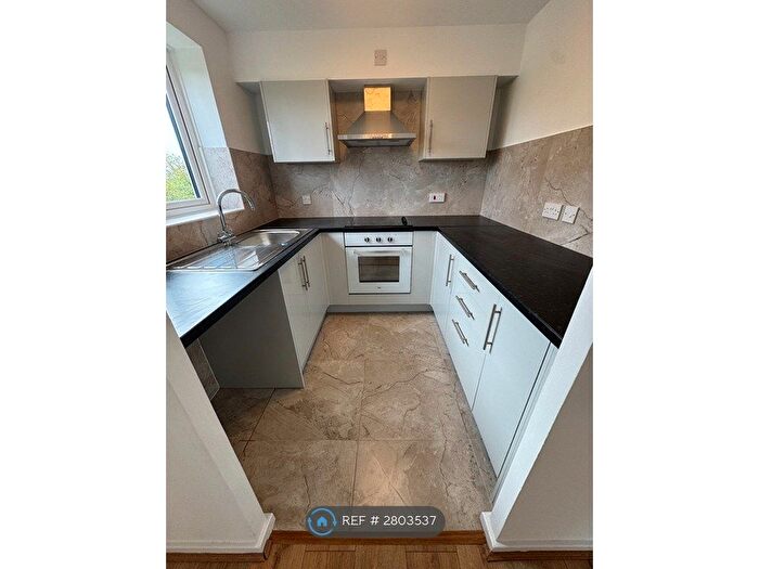 1 Bedroom Flat To Rent In Campbell Gordon Way, London, NW2