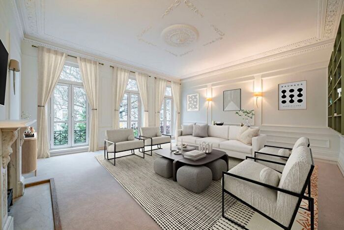2 Bedroom Flat To Rent In Holland Park Avenue, Holland Park, W11