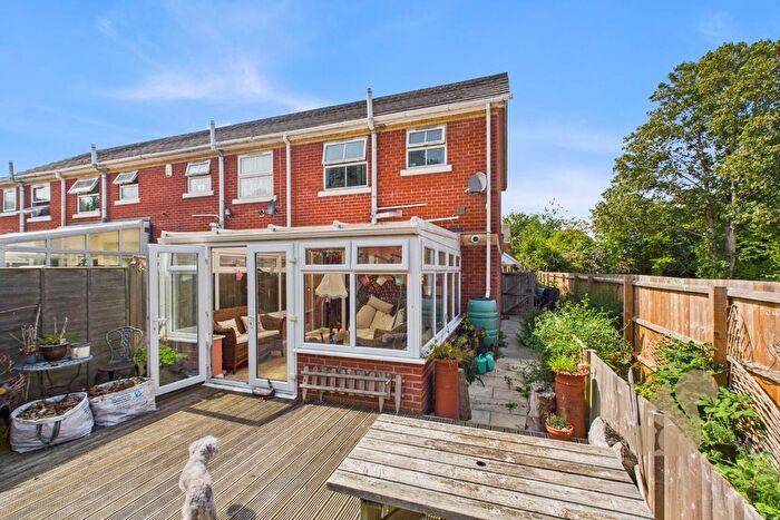 2 Bedroom End Of Terrace House For Sale In Maypole Green Road, Colchester, CO2