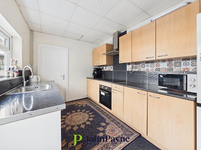 3 Bedroom Terraced House For Sale In Lower Ford Street, Coventry, CV1 - Photo 3