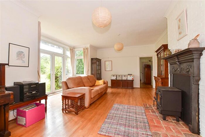 5 Bedroom Detached House For Sale In Pinkhurst Lane, Slinfold, Horsham, West Sussex, RH13