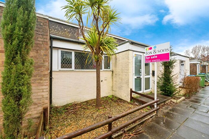 3 Bedroom Terraced House For Sale In Deeping Close, Southampton, SO19