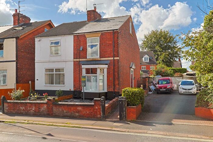 3 Bedroom Semi-detached House For Sale In Compton Street, Chesterfield, S40