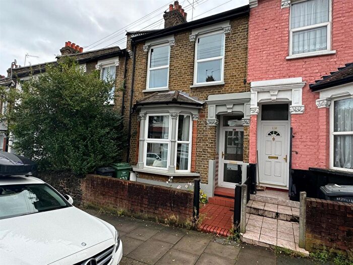 3 Bedroom Terraced House To Rent In Ranelagh Road, Tottenham, London, N17
