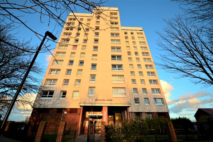 2 Bedroom Apartment For Sale In Brockwell House, Blakelaw, NE5