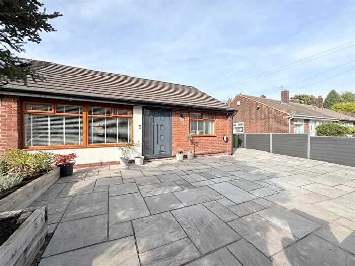 3 Bedroom Semi-Detached Bungalow For Sale In Hunt Avenue, Ashton-Under-Lyne, OL7