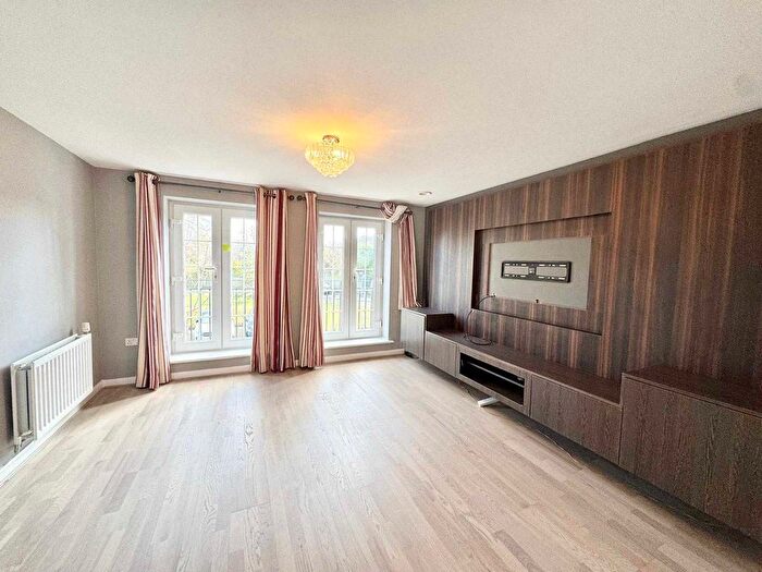 3 Bedroom Terraced House To Rent In Forelle Way, Carshalton, SM5