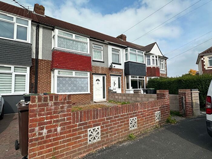 3 Bedroom Property To Rent In Dunkeld Road, Gosport, PO12