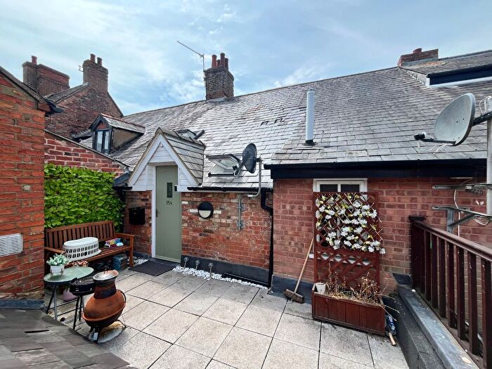 1 Bedroom Flat To Rent In Sheaf Street, Daventry, Northamptonshire, NN11