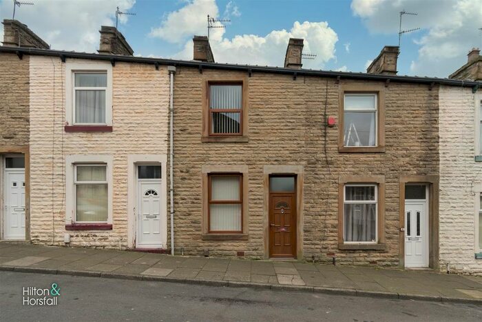 2 Bedroom Terraced House To Rent In Oak Street, Burnley, Lancashire BB12