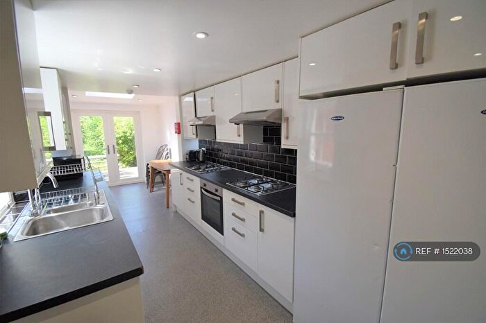 6 Bedroom Terraced House To Rent In Donnington Road, Reading, RG1