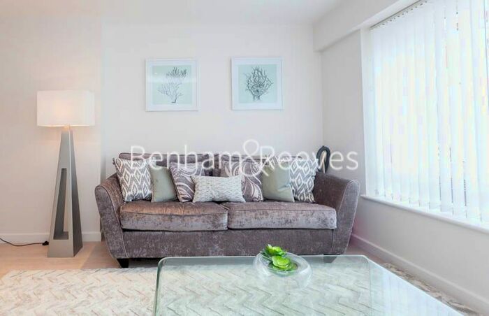2 Bedroom Flat To Rent In Boulevard Drive, Colindale, NW9