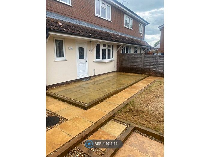 2 Bedroom Terraced House To Rent In Primrose Court, Aylesbury, HP21