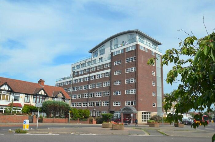 1 Bedroom Flat To Rent In Croydon Road, Beckenham, BR3