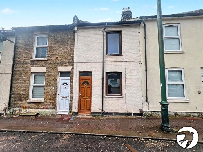 2 Bedroom Terraced House For Sale In Upper Luton Road, Chatham, Kent, ME5