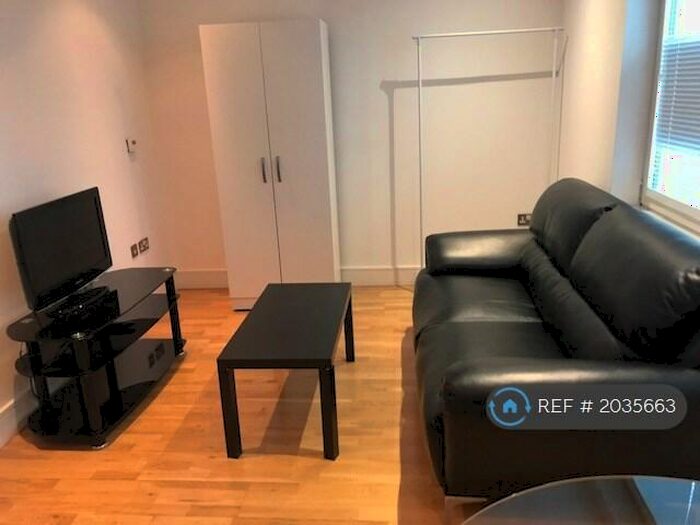 Studio To Rent In Indescon Square, London, E14