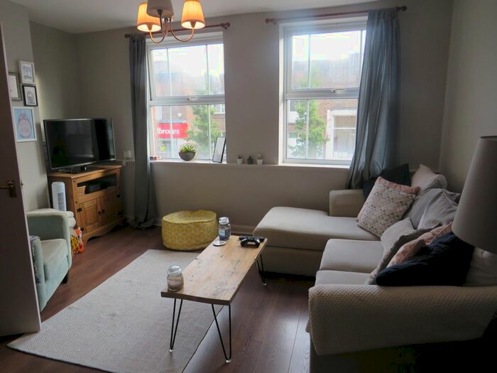 1 Bedroom Flat To Rent In High Street, Hucknall, Nottingham, NG15