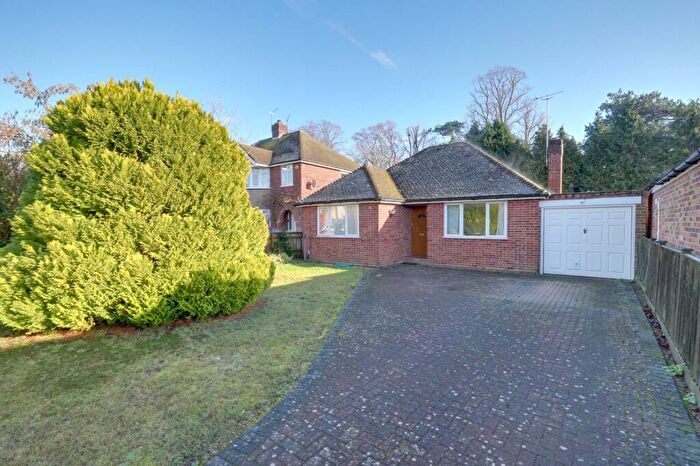2 Bedroom Detached Bungalow For Sale In Westdene Crescent, Reading, RG4