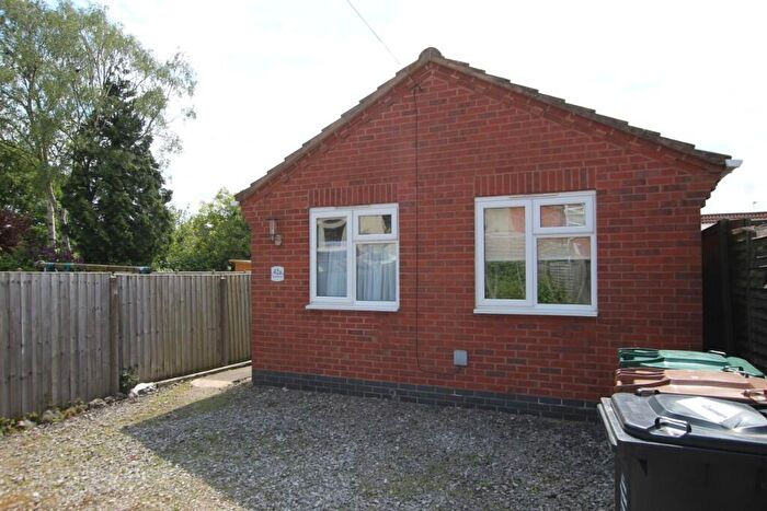 2 Bedroom Detached Bungalow To Rent In Regent Street, Church Gresley, Derbyshire, DE11