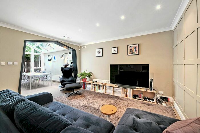 3 Bedroom End Terrace House To Rent In Woodfall Street, Chelsea, SW3