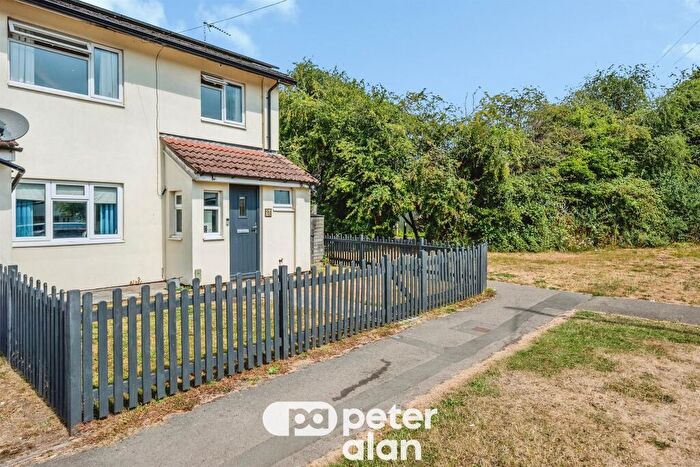3 Bedroom End Of Terrace House For Sale In Kings Fee., Monmouth, NP25