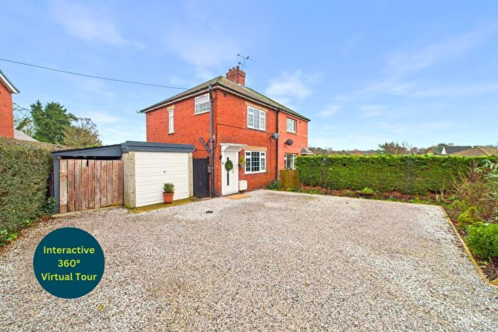 3 Bedroom Semi-Detached House For Sale In Ferry Road, Barrow-upon-Humber, North Lincolnshire, DN19