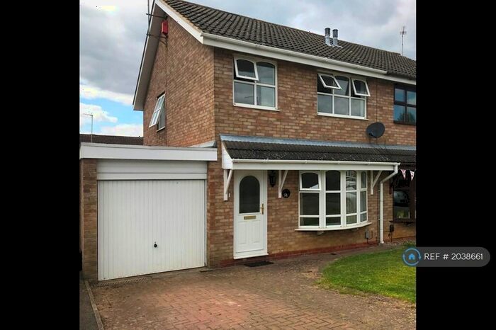 3 Bedroom Semi-Detached House To Rent In Obelisk Rise, Northampton, NN2