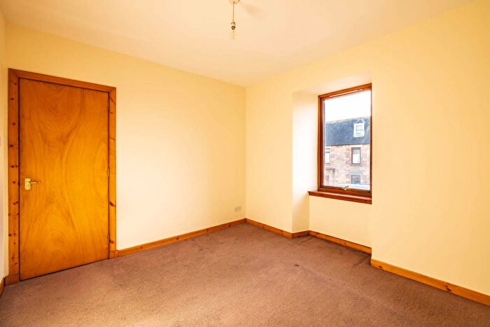 1 Bedroom Flat For Sale In Clynebank High Street, Invergordon, Highland, IV18