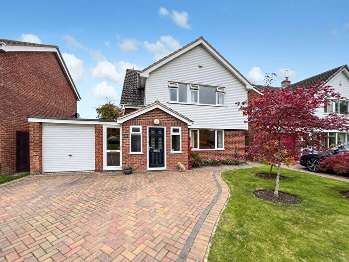 4 Bedroom Detached House For Sale In Fairmeadow, Winslow, MK18