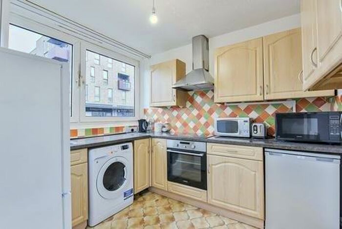 4 Bedroom Flat To Rent In Ben Jonson Road, London, E1