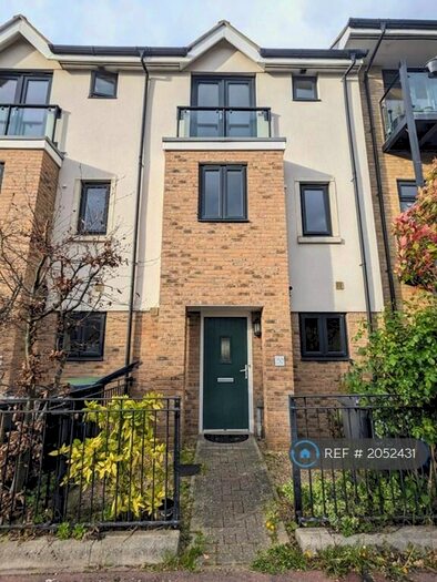 4 Bedroom Terraced House To Rent In Chariot Way, Cambridge, CB4