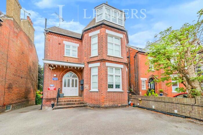 1 Bedroom Flat To Rent In Beaconsfield Road, St.Albans, AL1