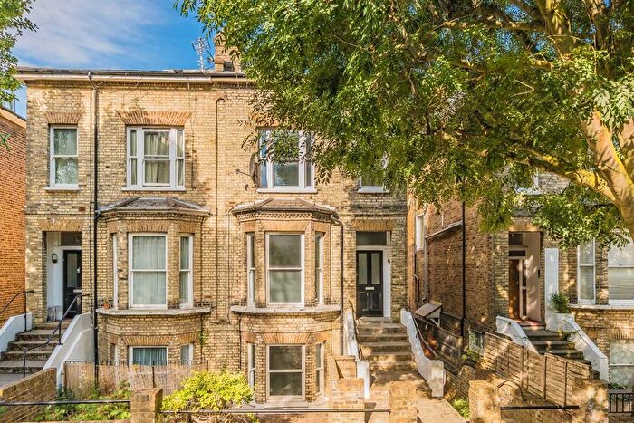 1 Bedroom Flat For Sale In Oxford Road, Ealing, W5