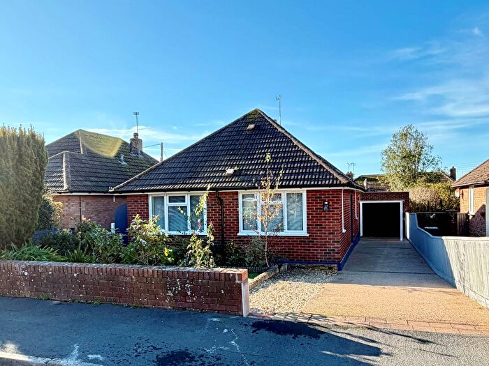3 Bedroom Detached Bungalow For Sale In Elmfield Crescent, Exmouth, EX8