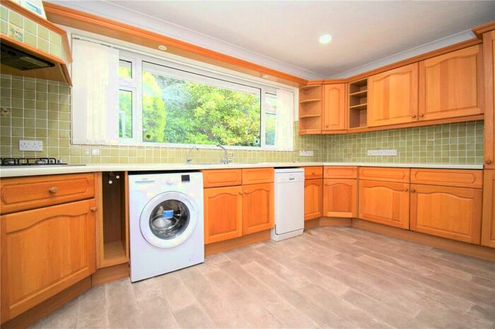 3 Bedroom Bungalow For Sale In Ashley Gardens, Colchester, Essex, CO3