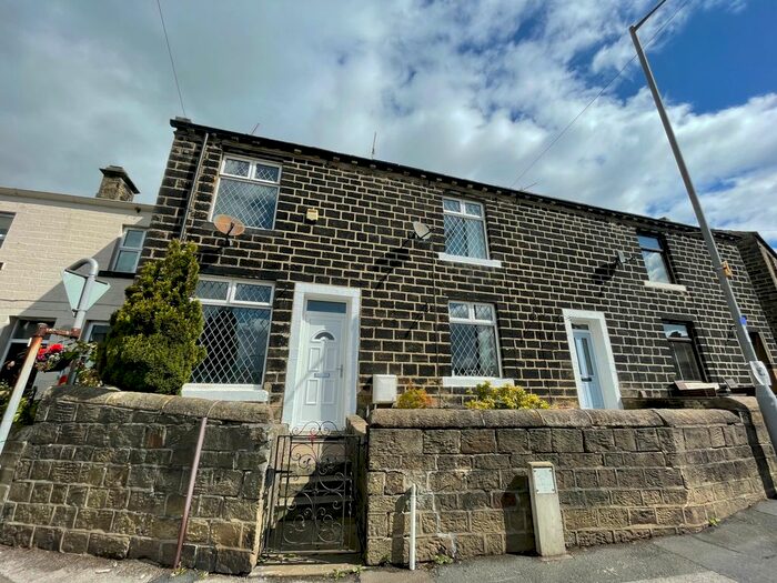 2 Bedroom Property To Rent In Lane Ends, Oakworth, Keighley, BD22