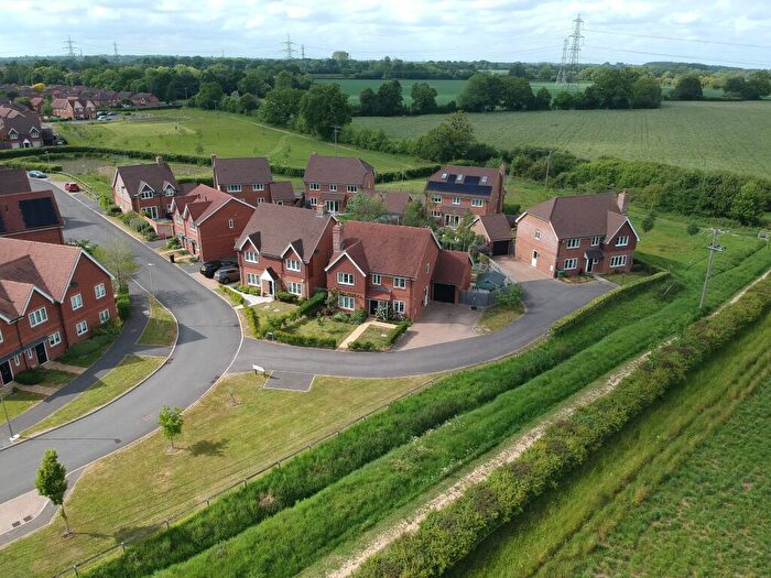 4 Bedroom Detached House For Sale In Centenary Fields, Bramley, RG26