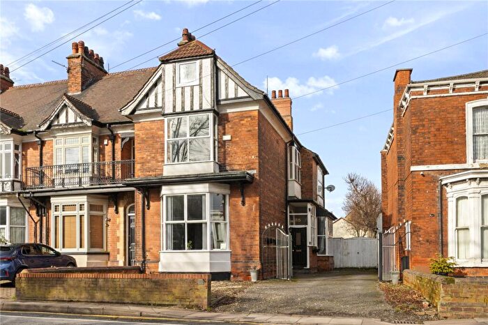 5 Bedroom End Of Terrace House For Sale In Abbey Road, Grimsby, N E Lincs, DN32