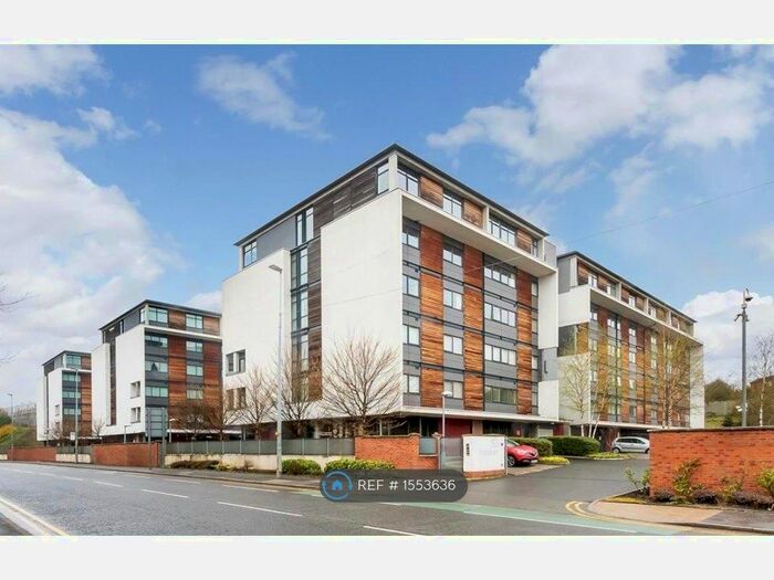 2 Bedroom Flat To Rent In Madison Court, Salford, M6