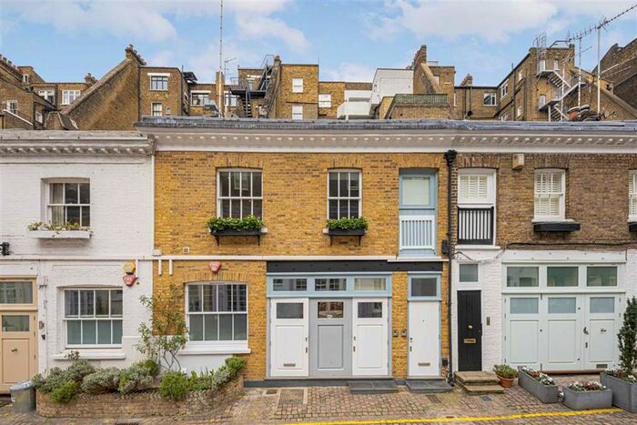 4 Bedroom Property To Rent In Atherstone Mews, London, SW7