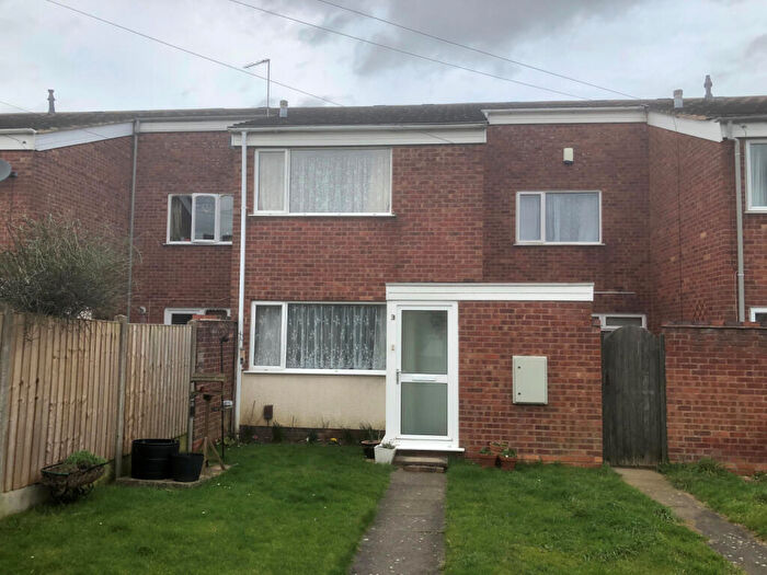 2 Bedroom Town House To Rent In Azalea Walk, Burbage, LE10